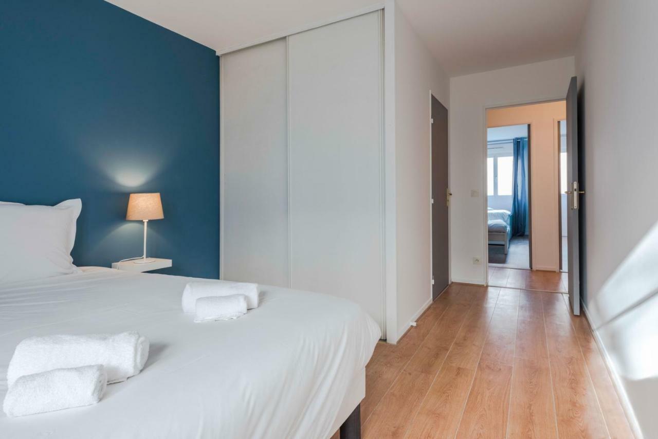 Standing Apartment In Disneyland Bmyguest Serris Exteriör bild